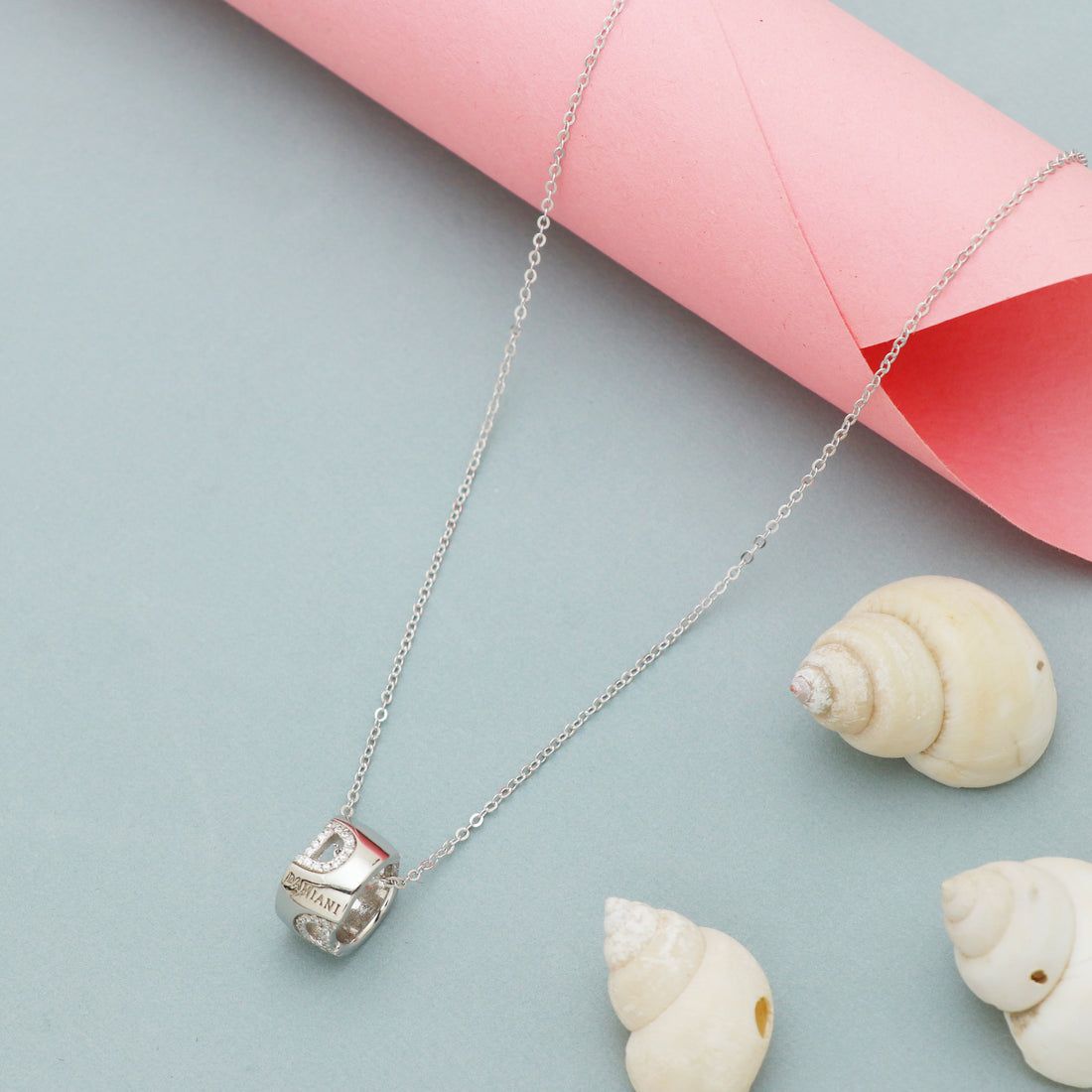 Silver Timeless Twirl Chain Pendant