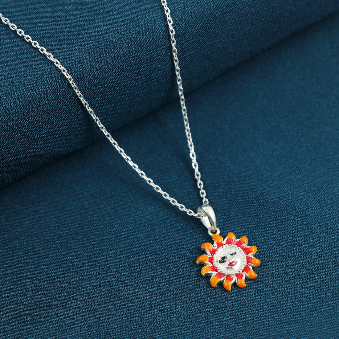 Silver Surya Radiance Chain Pendant