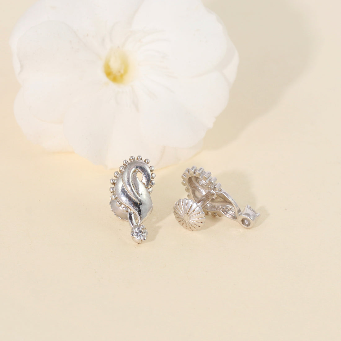 Silver Paisley Grace Studs