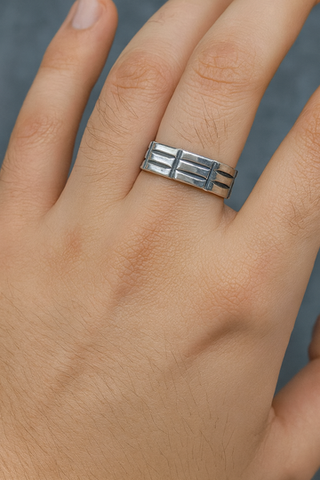 Linear Groove Silver Band