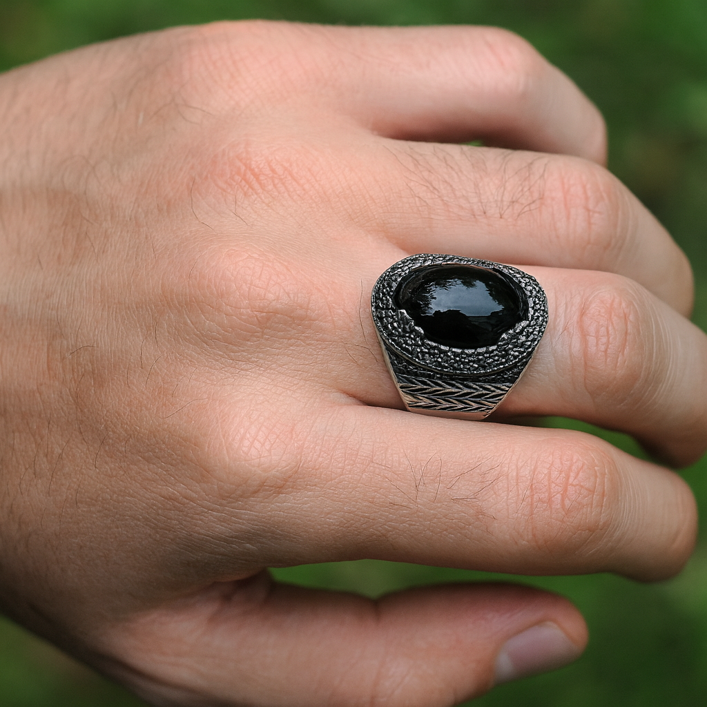 Vintage Black Onyx Silver Ring