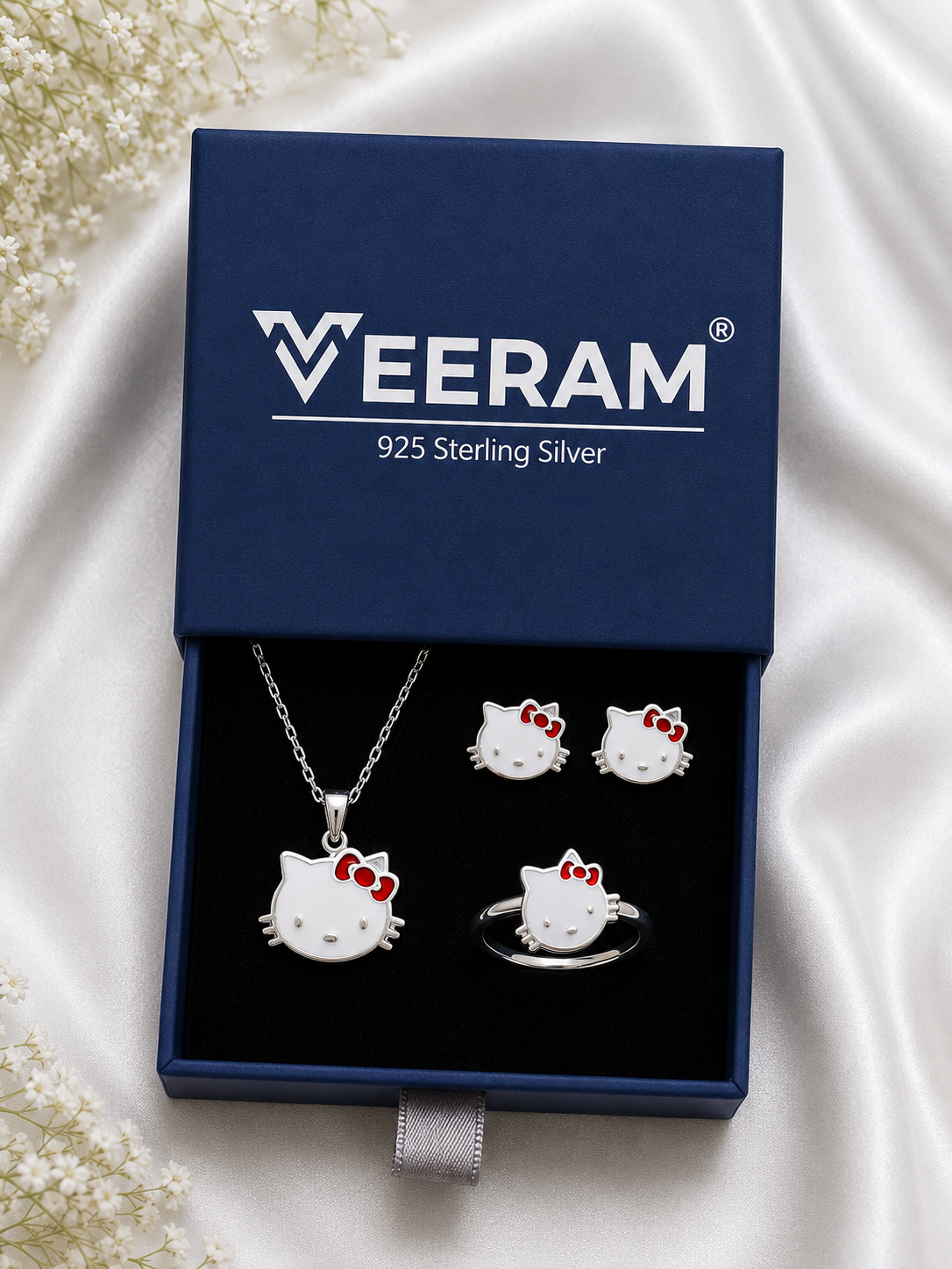 Silver Baby Kitten Pendant Set