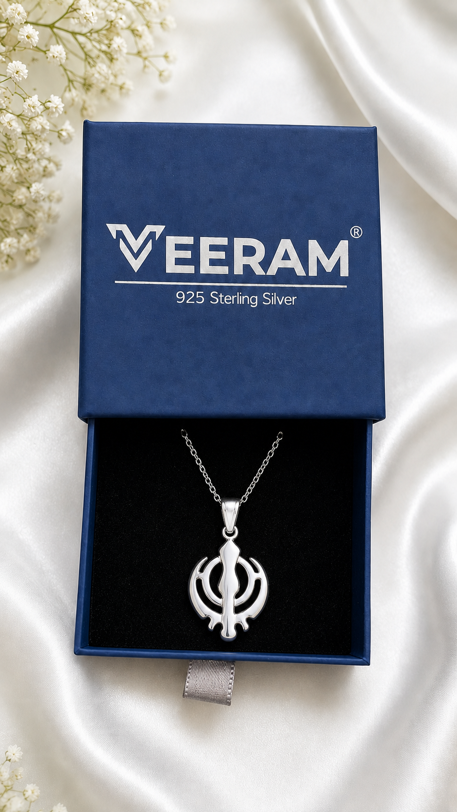 Silver Punjabi Khanda chain pendant.