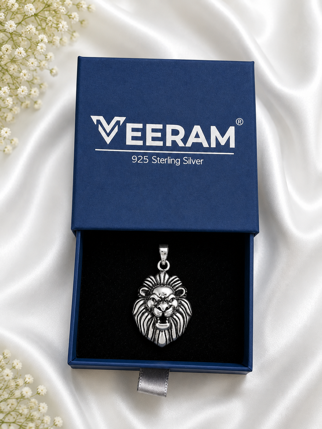 Silver Lion Pendant