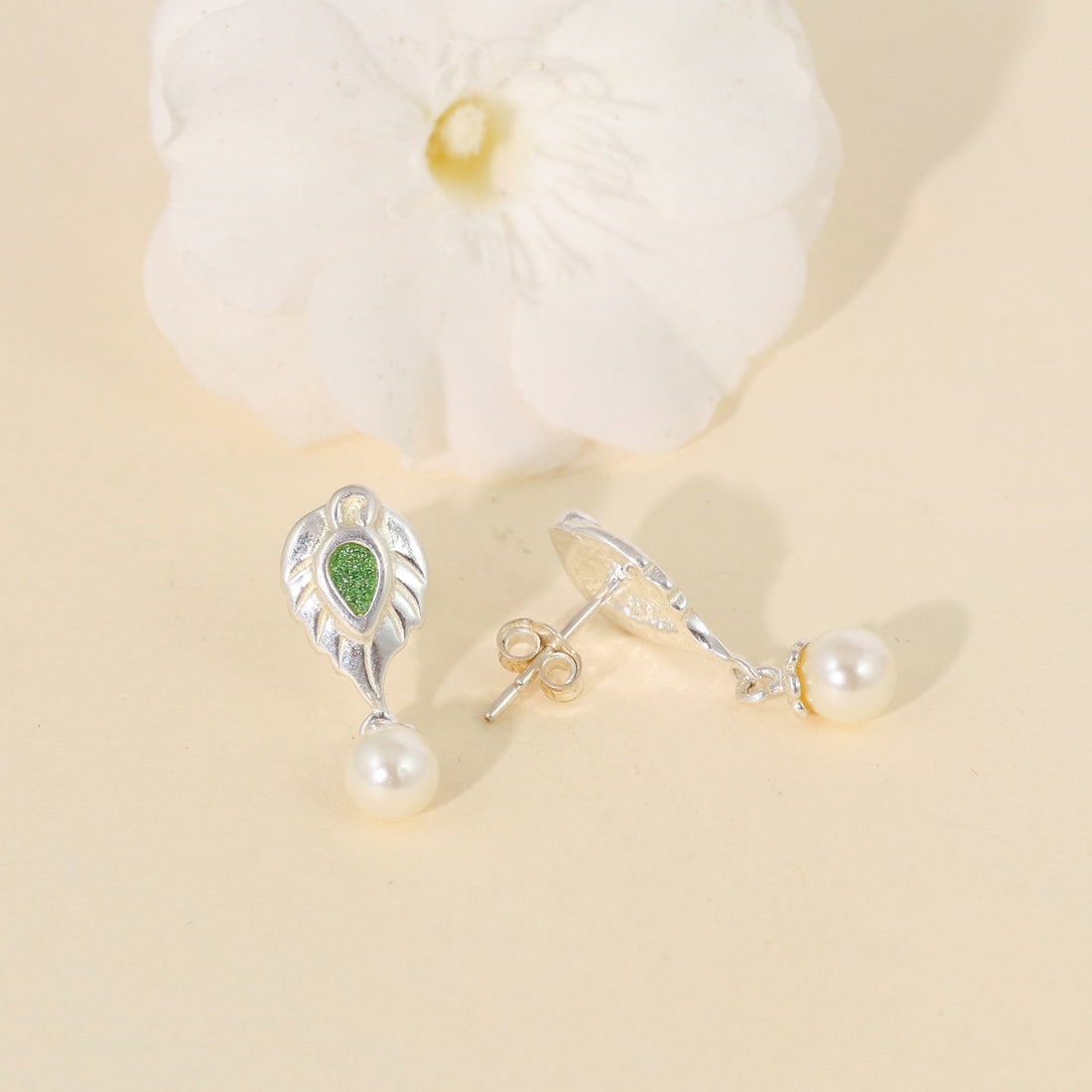 Pearl Leaf Elegance Silver Earrings