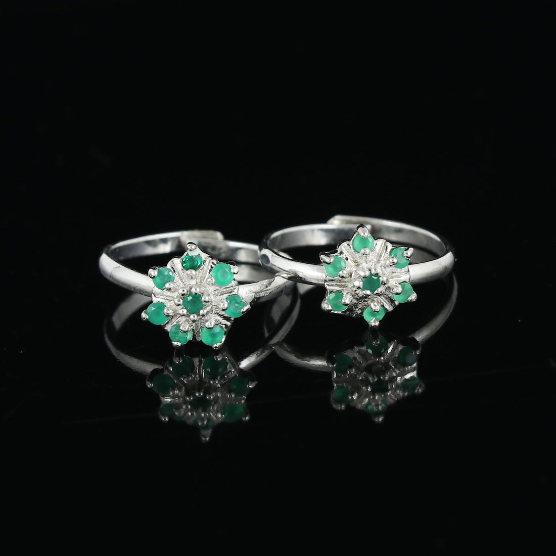 Silver Green Floral Toering