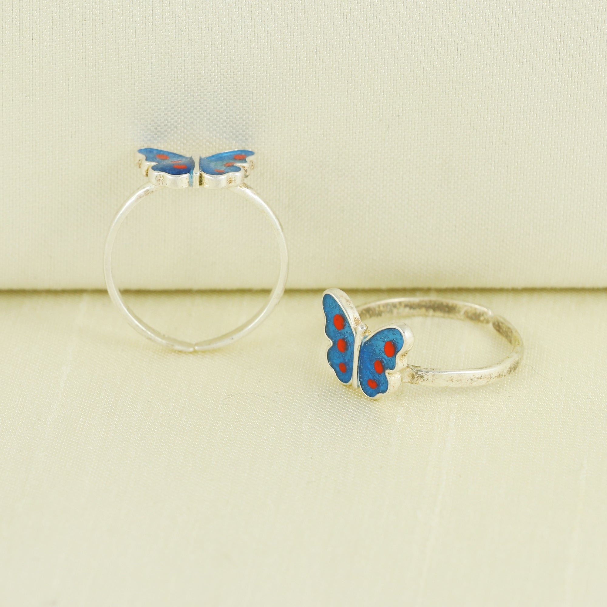 Silver Butterfly Toering