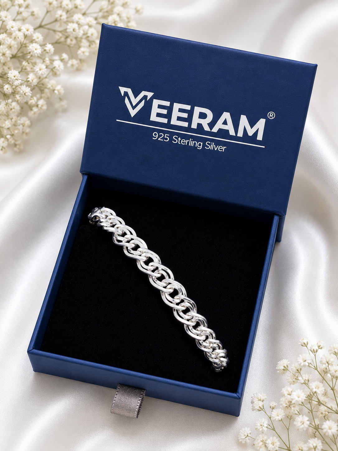 Silver Elegant Wrist Bracelet