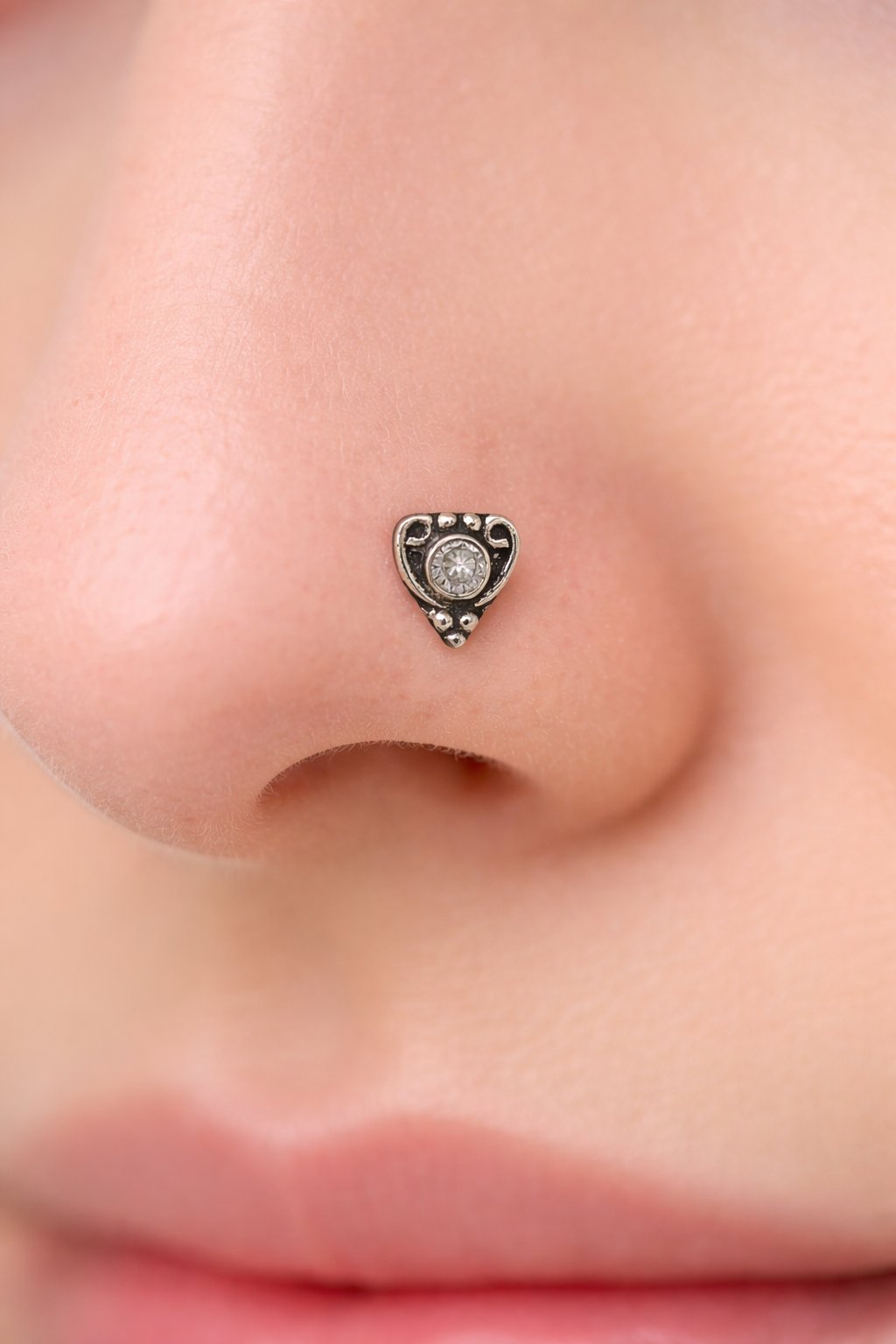 Silver Oxidised Triangular Nosepin