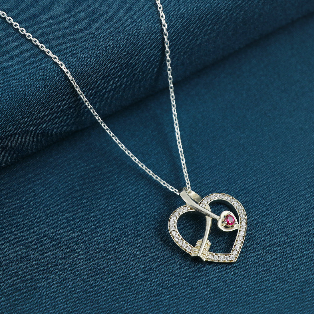 Silver Love Struck Chain Pendant