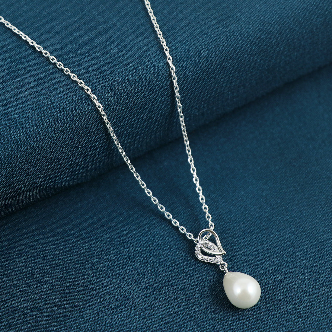 Silver Elegance Pearl Chain Pendant