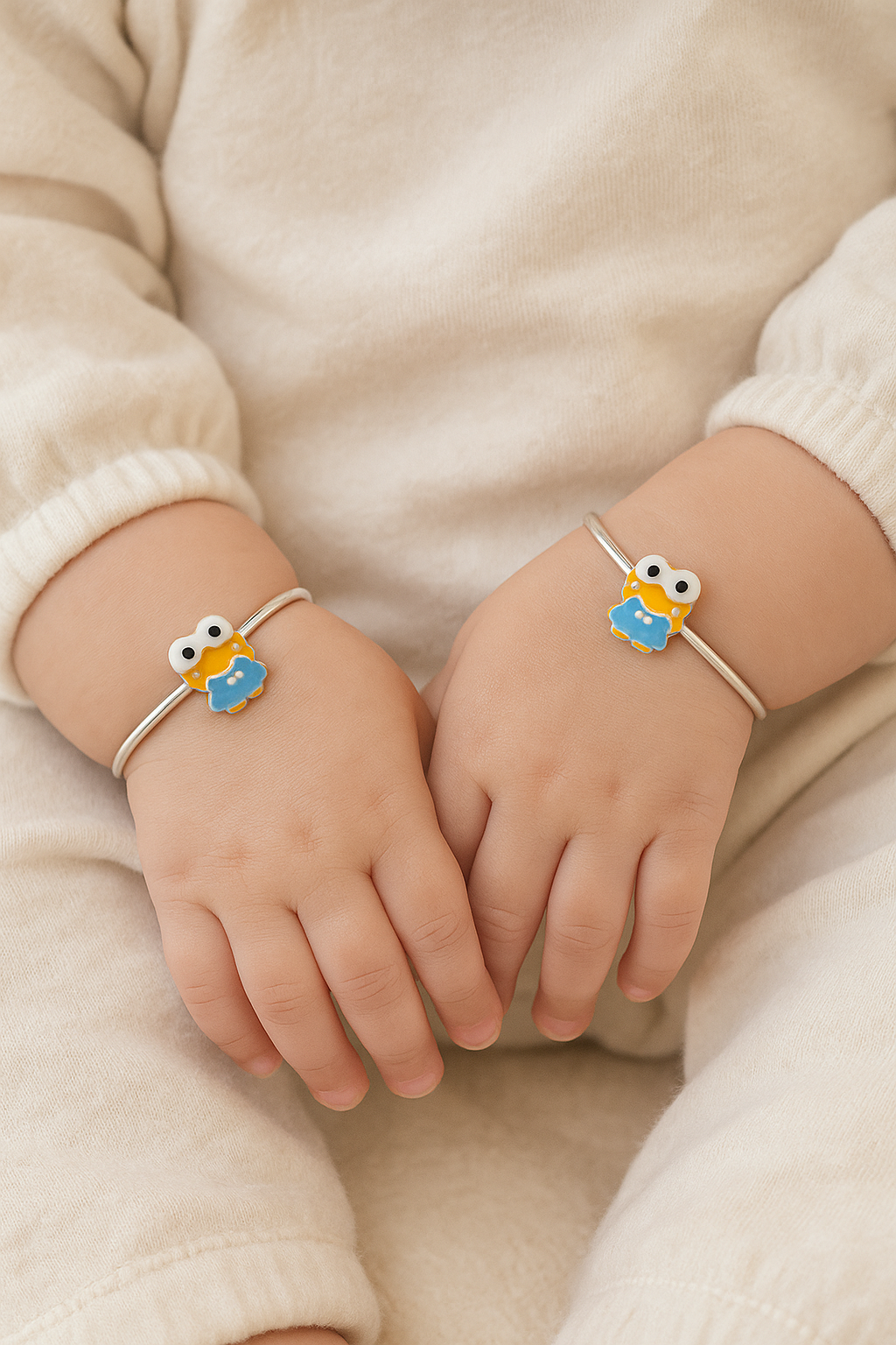 Silver Adjustable Minnion Baby Kada.