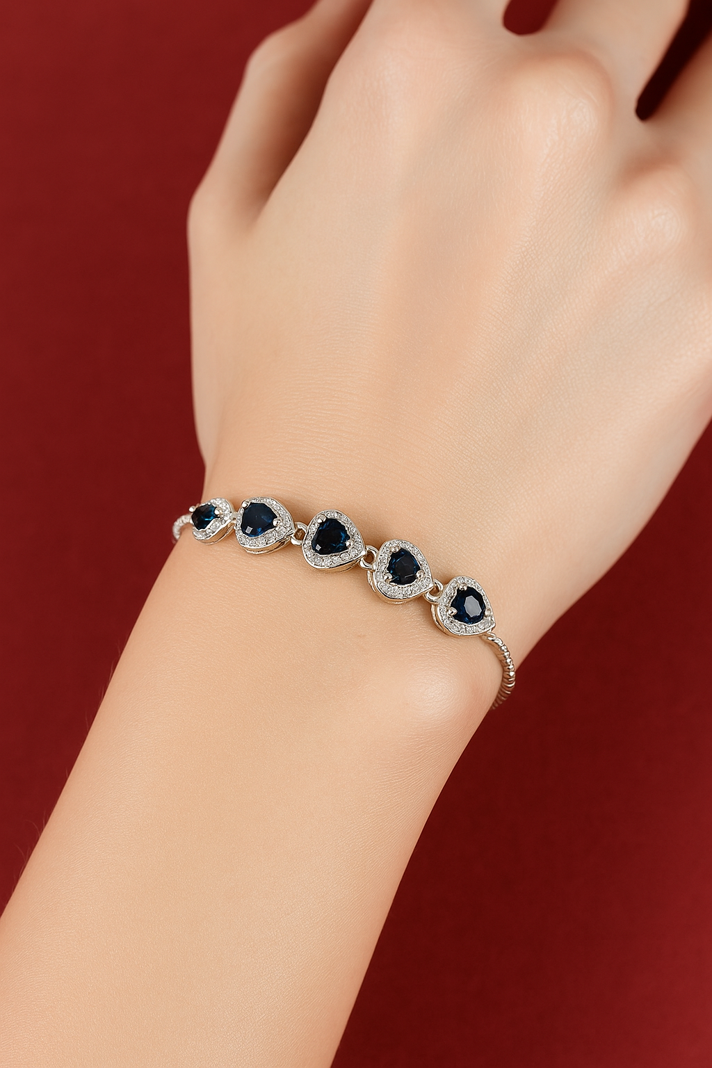 Silver Radiance Heart Bracelet