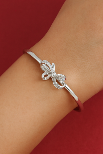 Silver Love Knot Kada