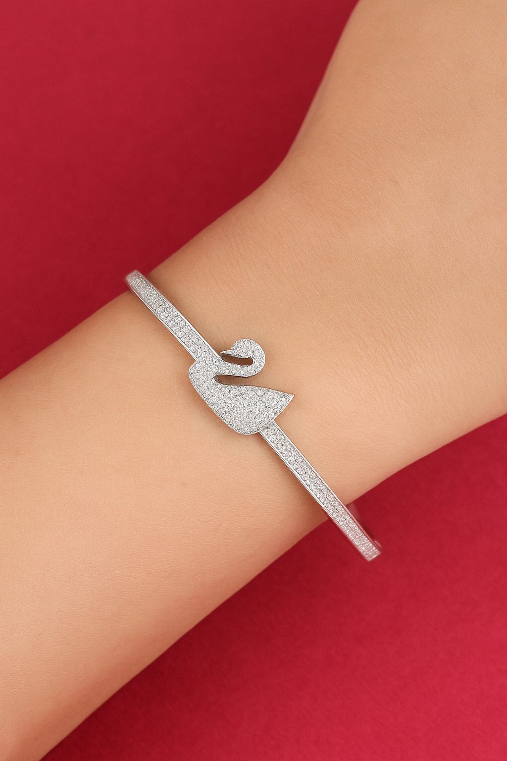 Silver Feathered Float Kada