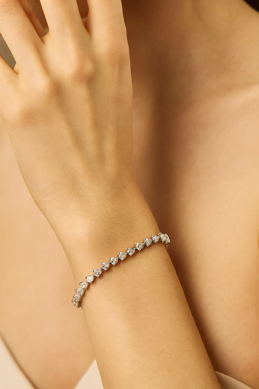 Silver Alluring Tennis  Bracelet