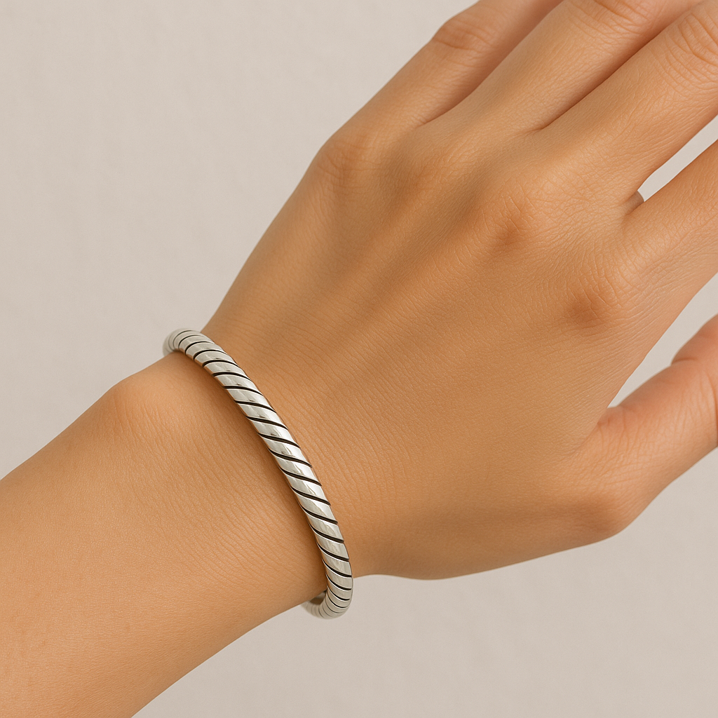Silver Oxidised Openable Kada