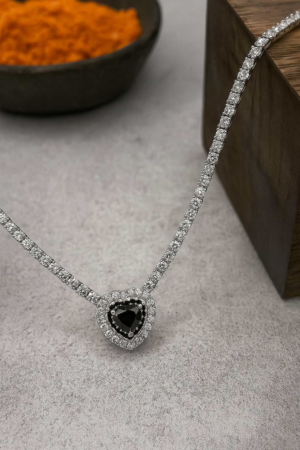 Heart Elegance Black Stone Pendant