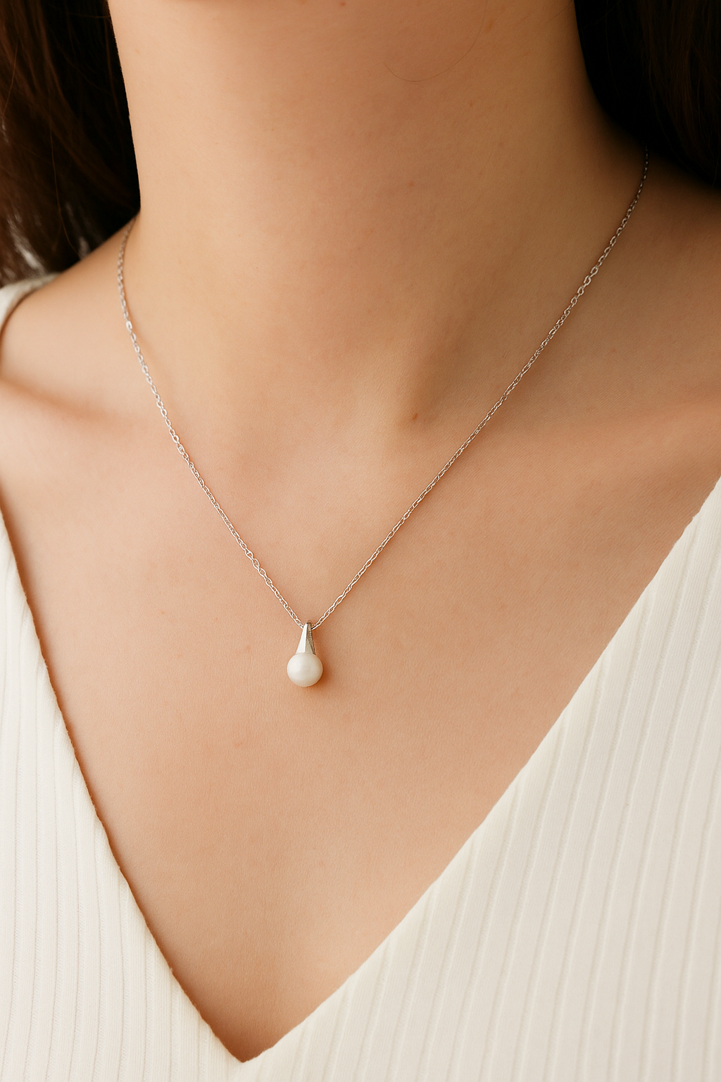 Silver Timeless Pearl Chain Pendant