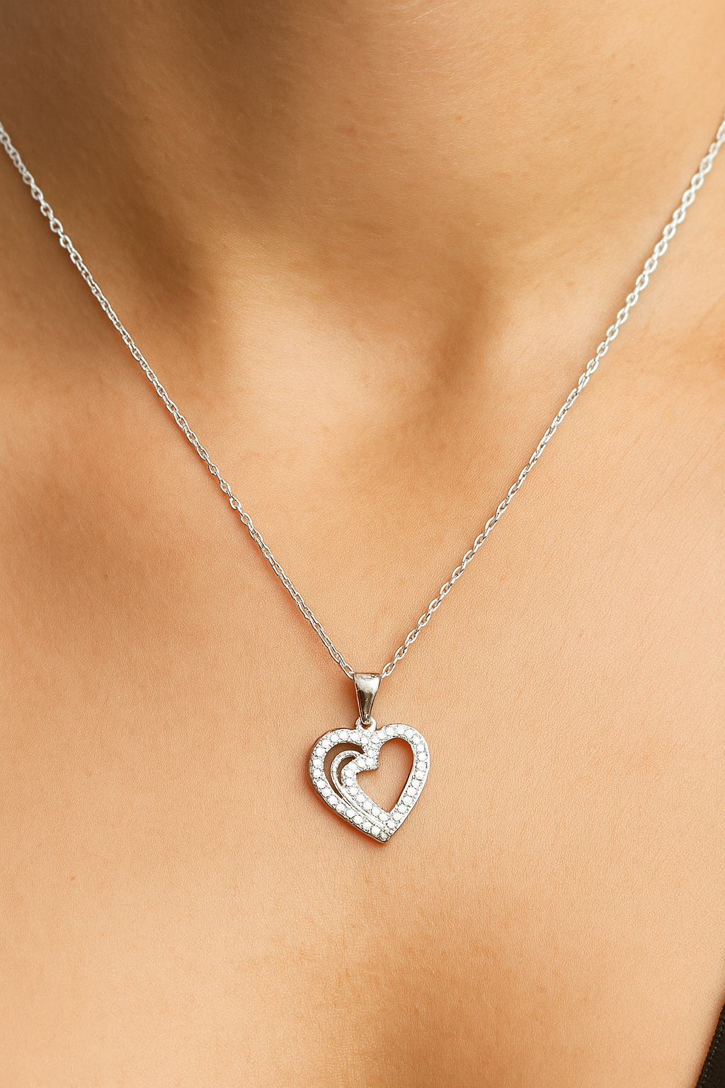 Silver Radiant Heartbeat Chain Pendant