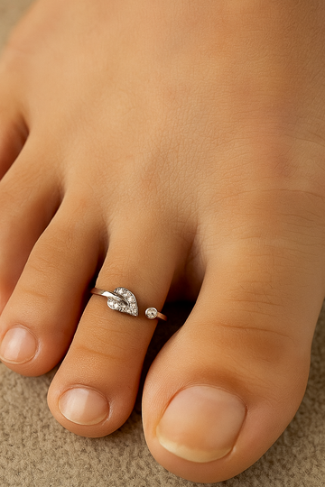 Floral Leaf Diamond Toe Rings