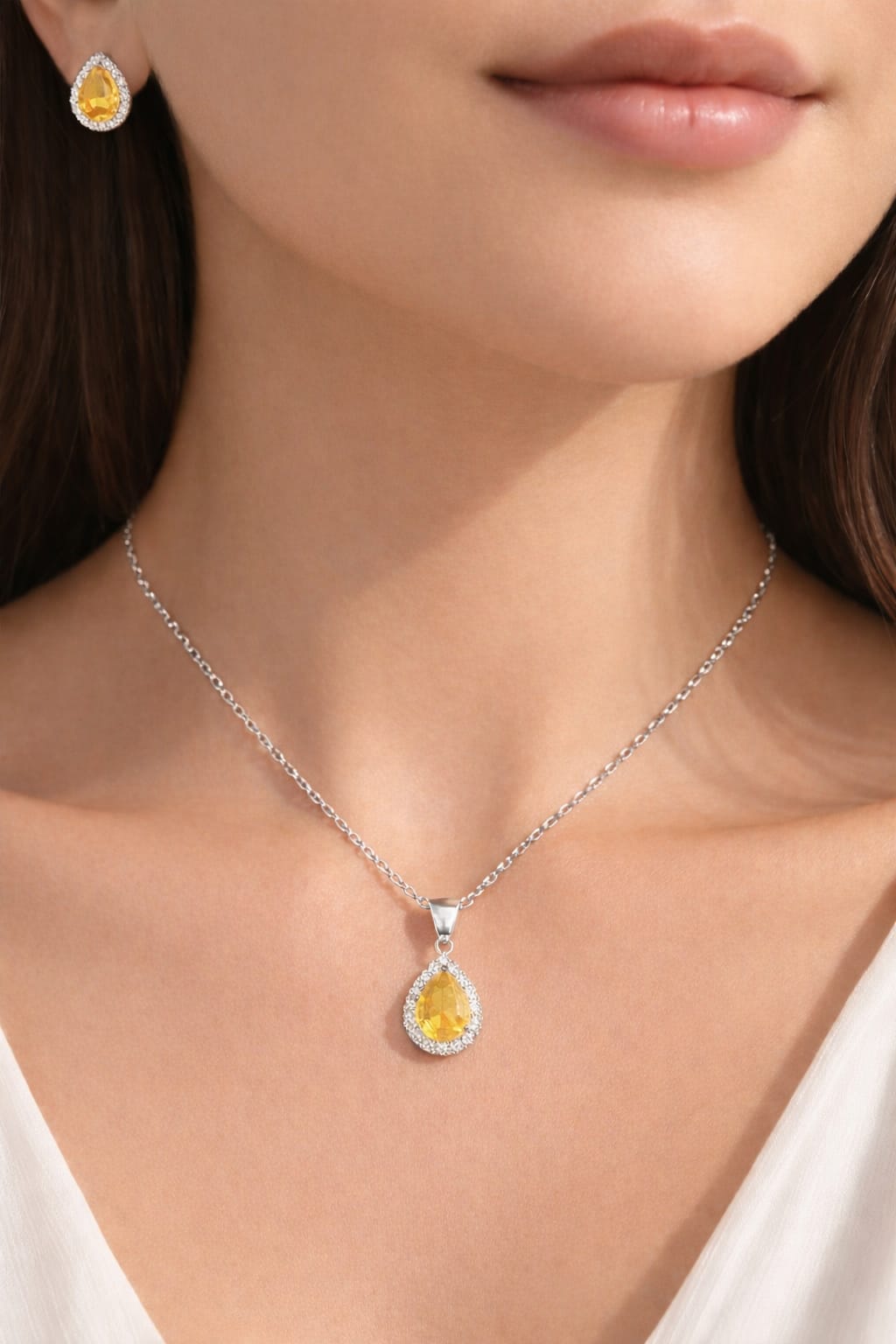 Golden Glow Pendant Set